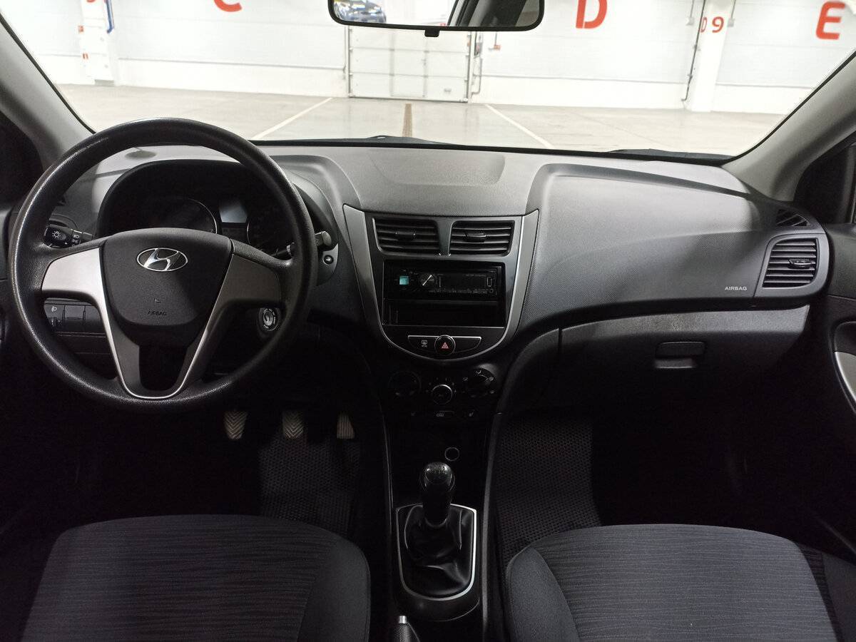 Б/У Хендай Солярис 2016 года. Фото: #13