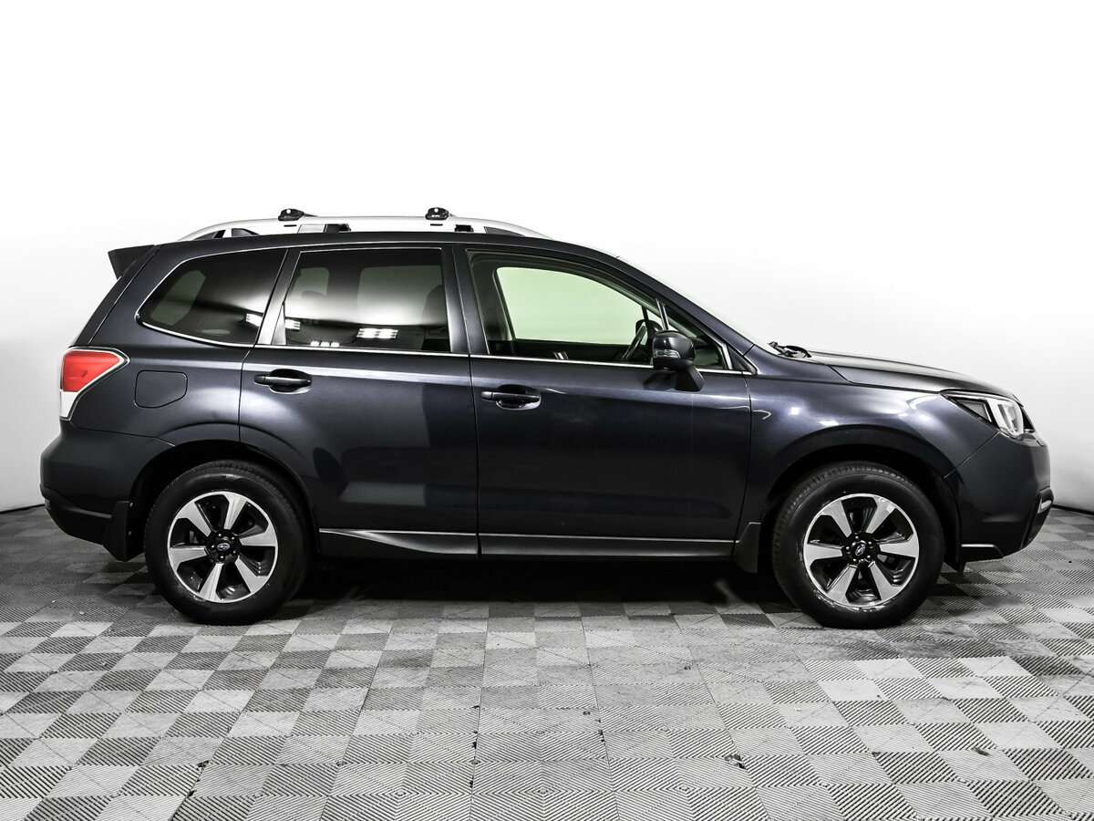Subaru Forester 2017 года с пробегом. Фото: #3