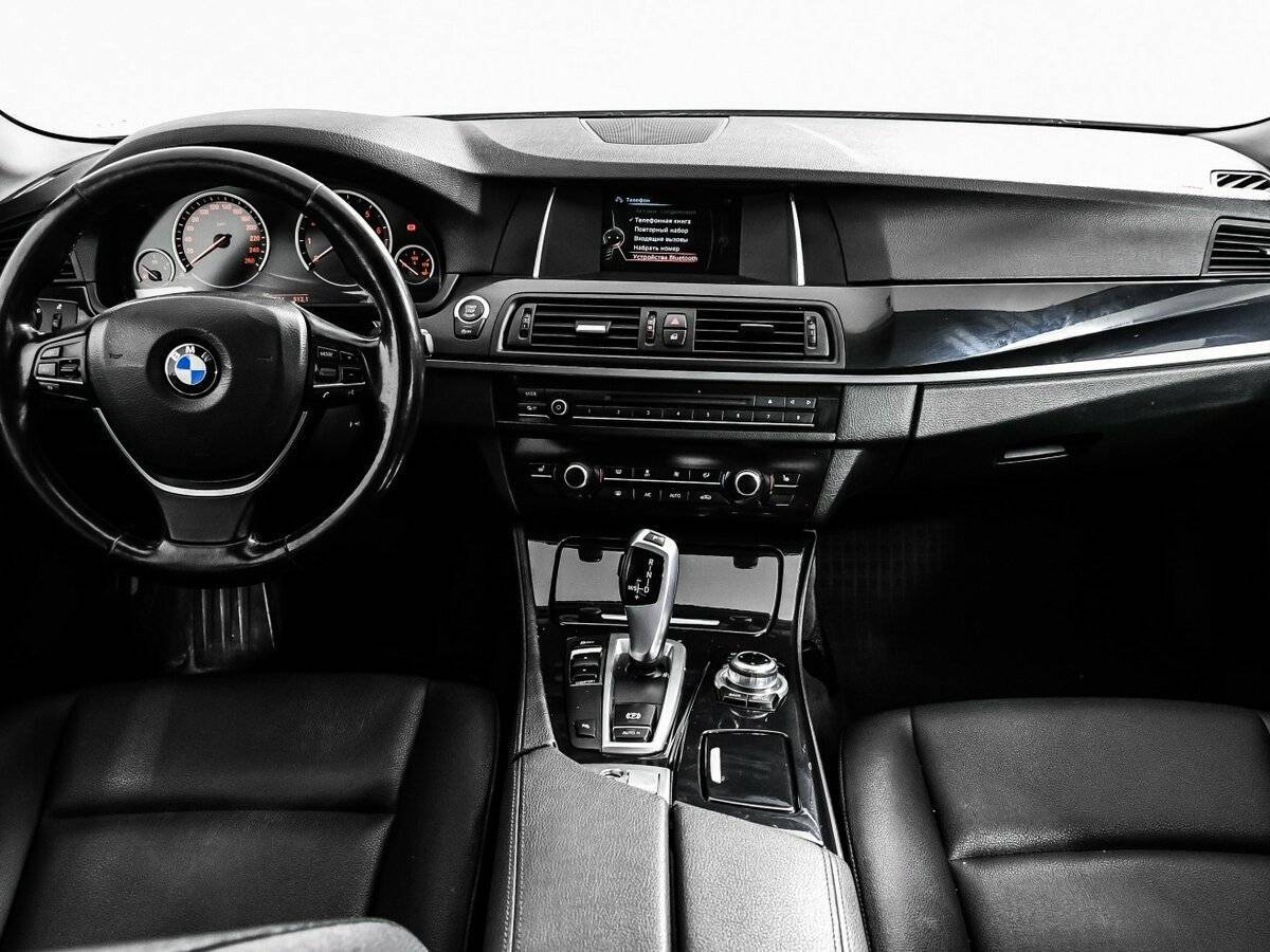BMW 5 серии 2016 года с пробегом. Фото: #9