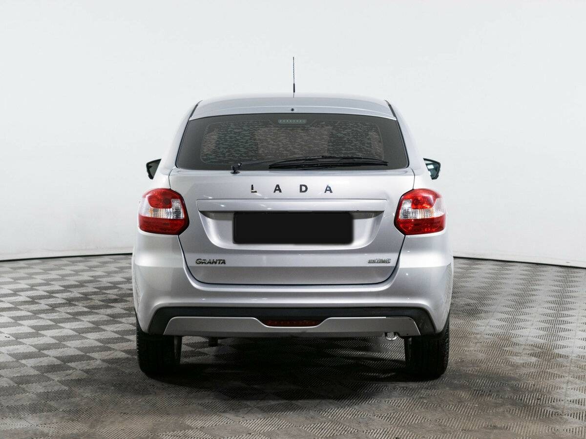 Б/У Лада (ВАЗ) Гранта 2018 года. Фото: #4