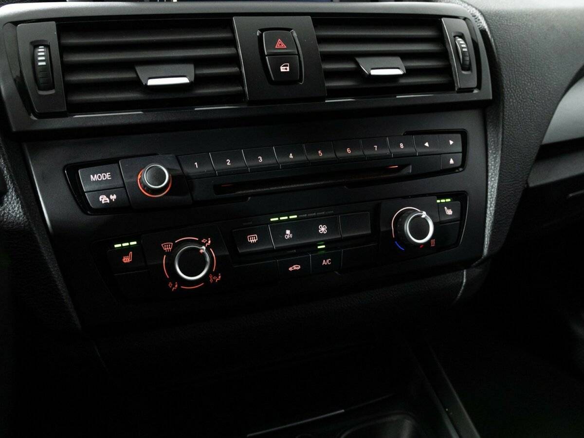 BMW 1 серии 2013 года с пробегом. Фото: #15