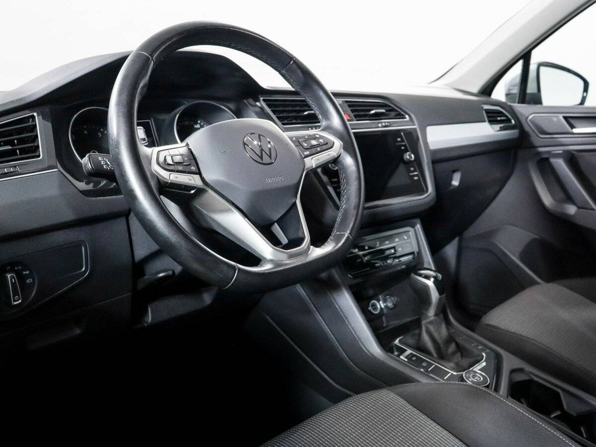 Volkswagen Tiguan 2021 года с пробегом. Фото: #9