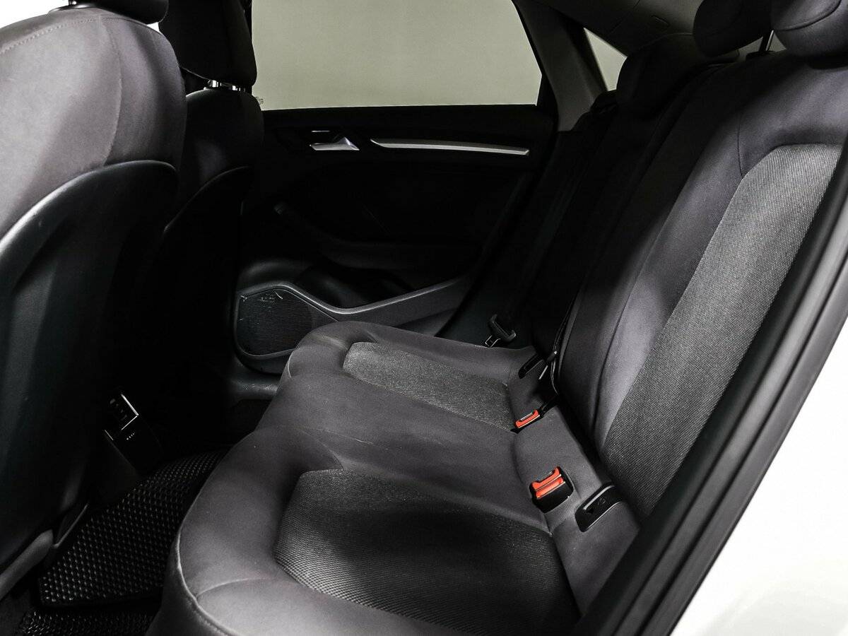 Audi A3 2016 года с пробегом. Фото: #12