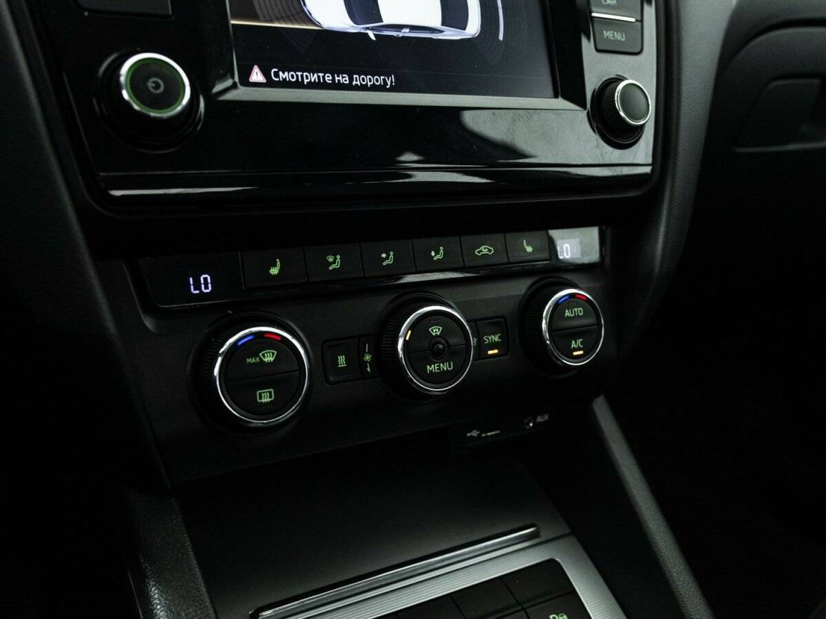 Б/У Шкода Октавия 2016 года. Фото: #16