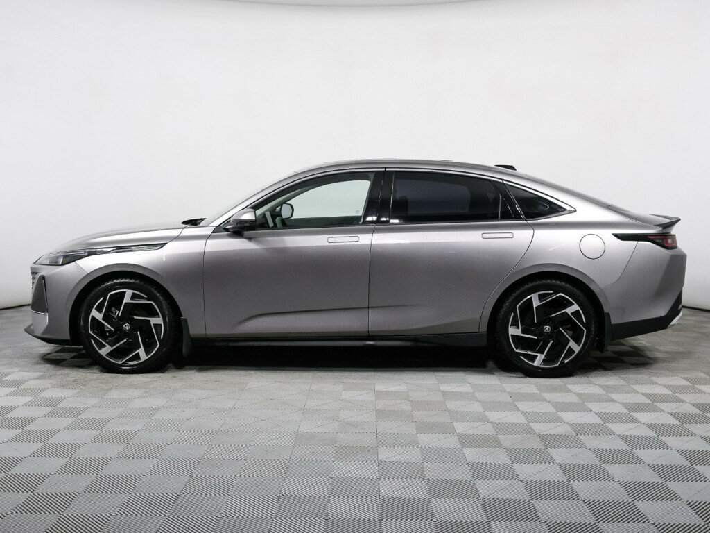 Changan Lamore 2023 года с пробегом. Фото: #7