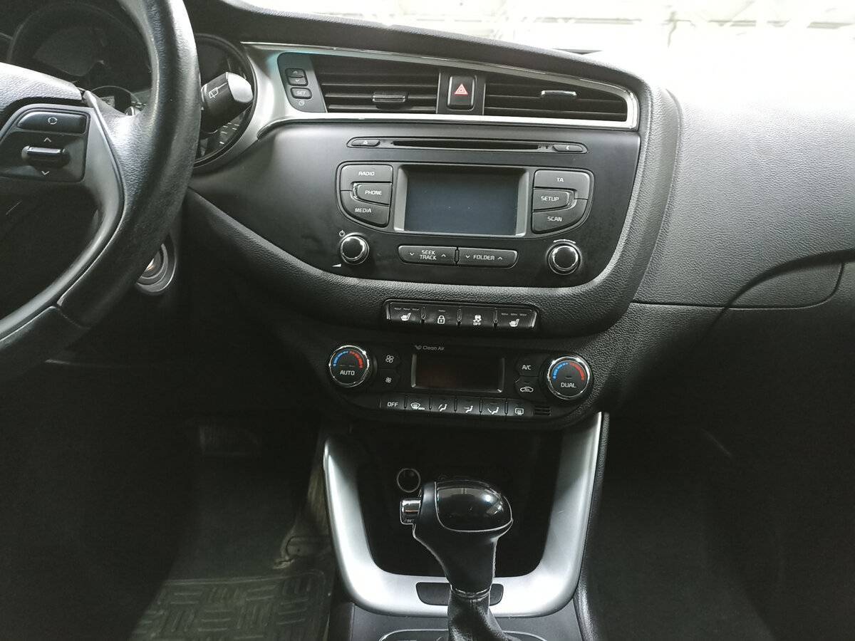 Б/У Киа Сид 2017 года. Фото: #14