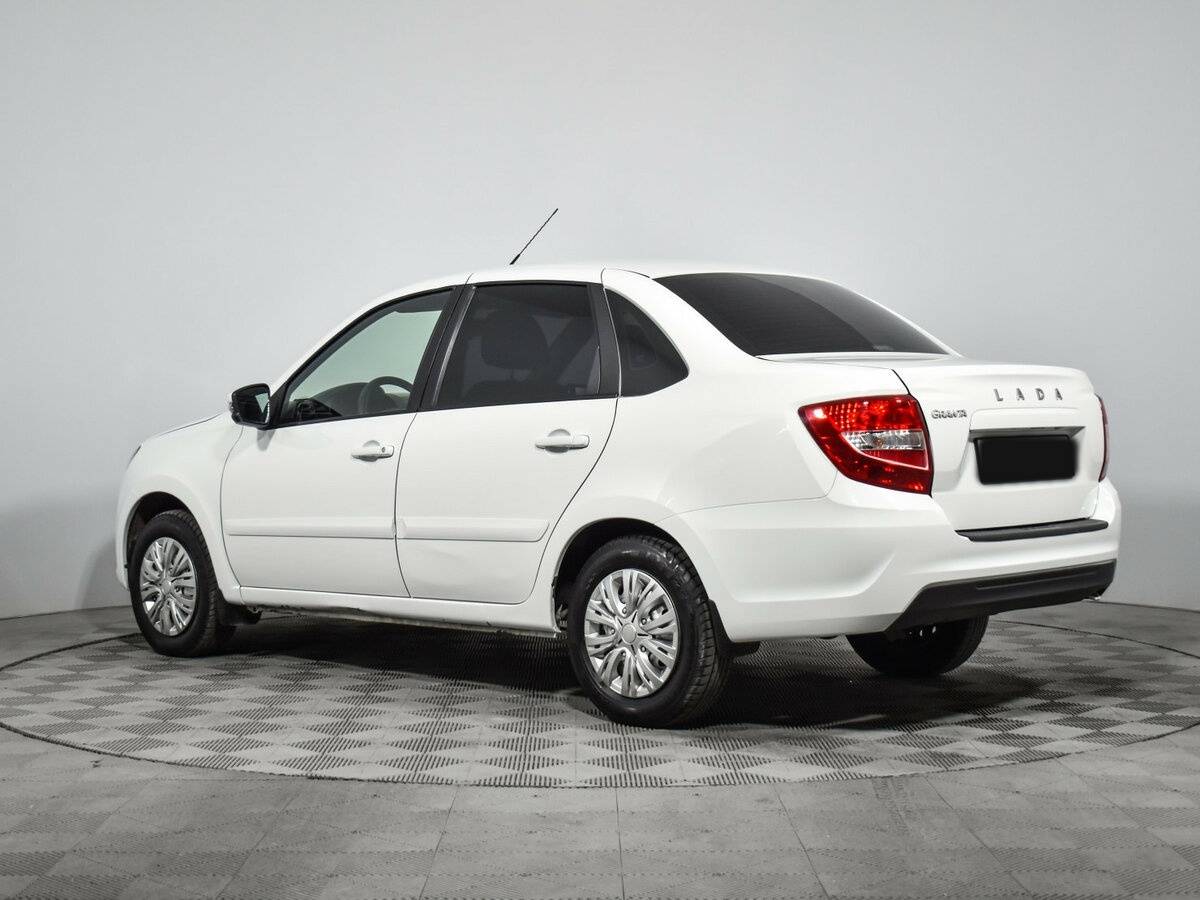 Б/У Лада (ВАЗ) Гранта 2020 года. Фото: #6