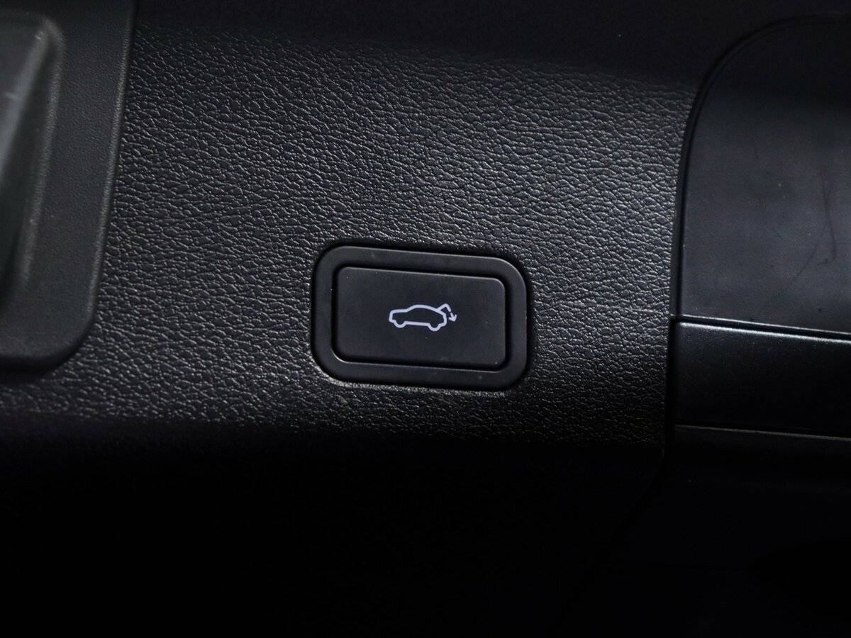 Geely Tugella 2022 года с пробегом. Фото: #18