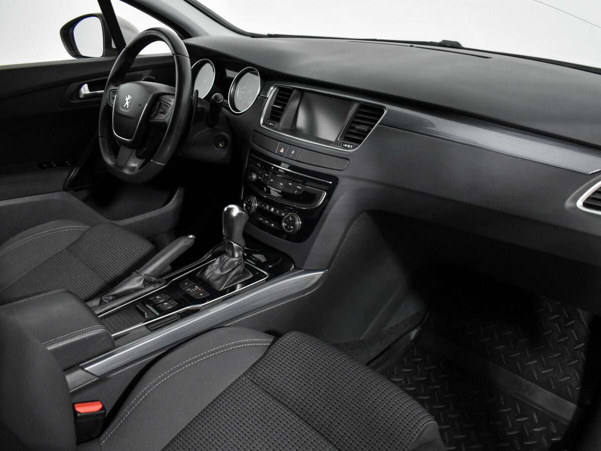 Б/У Пежо 508 2016 года. Фото: #16