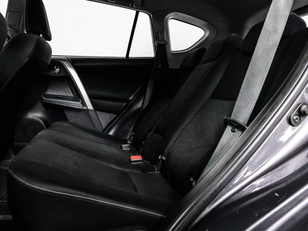 Б/У Тойота Рав4 2013 года. Фото: #12