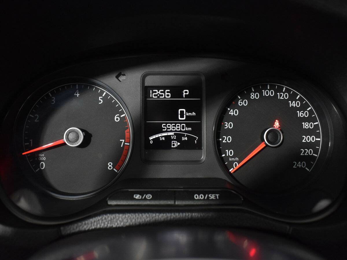 Б/У Фольксваген Поло 2018 года. Фото: #13