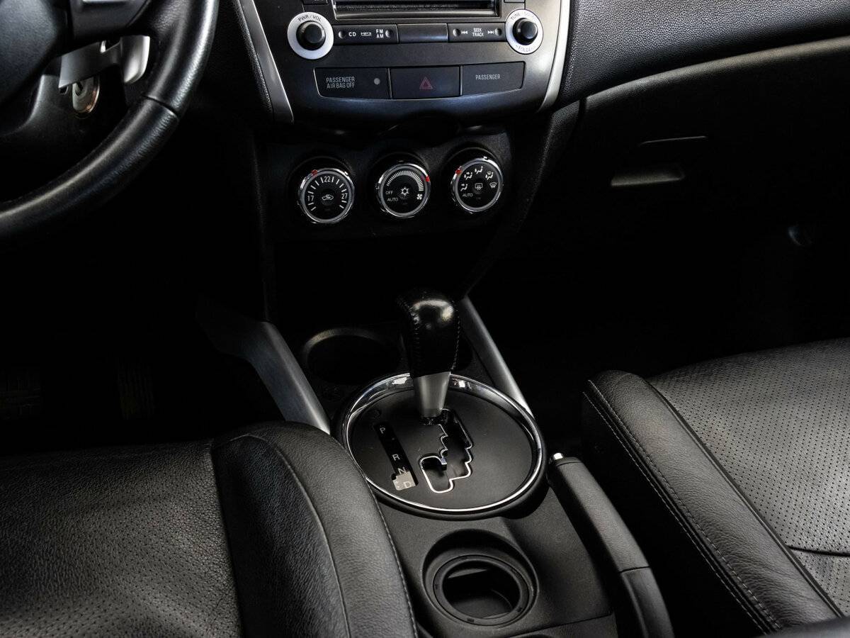 Б/У Митсубиши АС-Икс 2012 года. Фото: #9