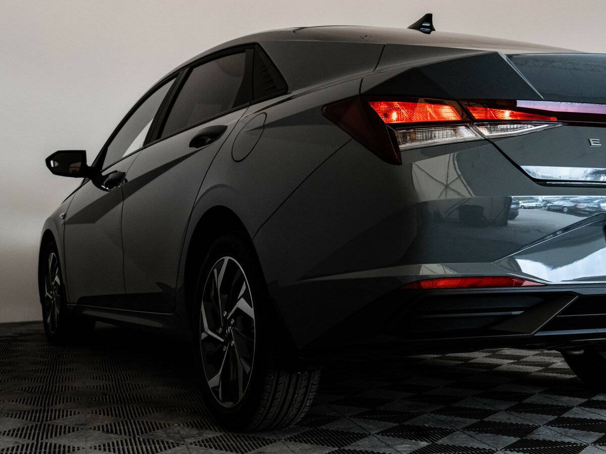 Hyundai Elantra 2021 года с пробегом. Фото: #8