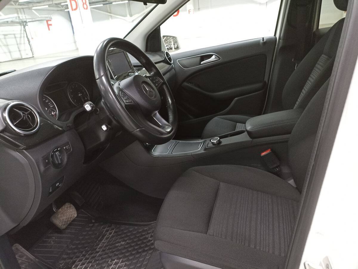 Mercedes-Benz B-Класс 2015 года с пробегом. Фото: #15