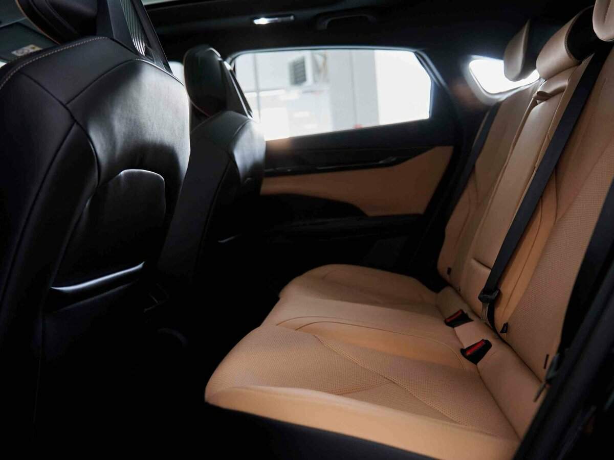 Changan UNI-V 2024 года с пробегом. Фото: #21