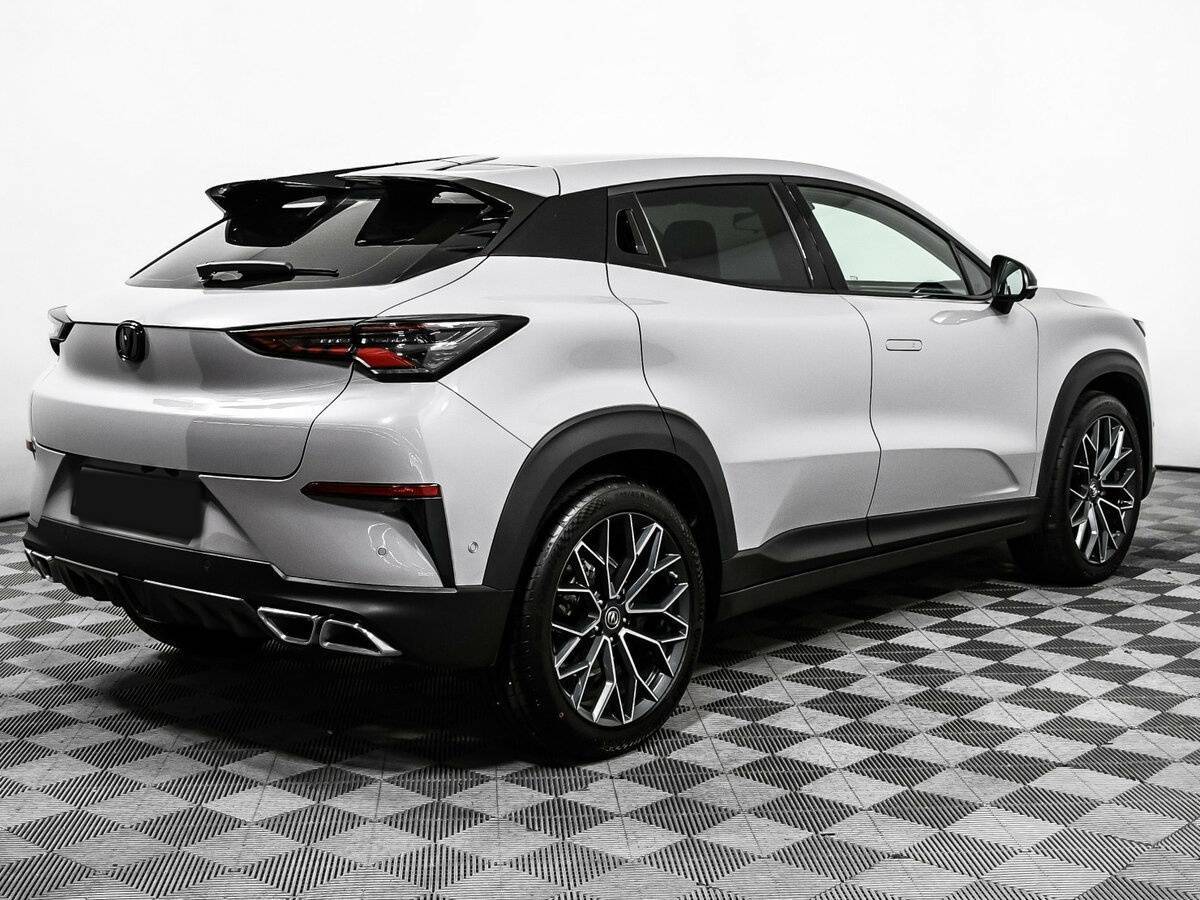 Changan UNI-T 2023 года с пробегом. Фото: #4