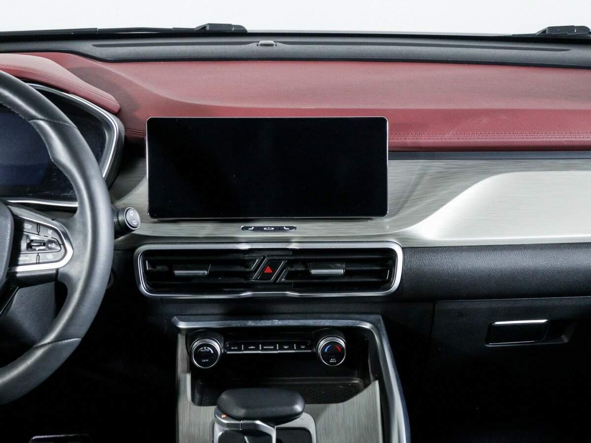 Geely Coolray 2023 года с пробегом. Фото: #9