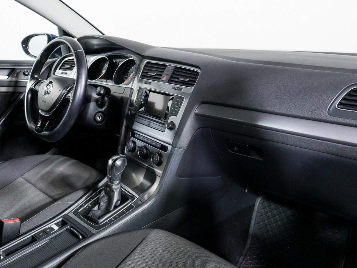 Б/У Фольксваген Гольф 2013 года. Фото: #7