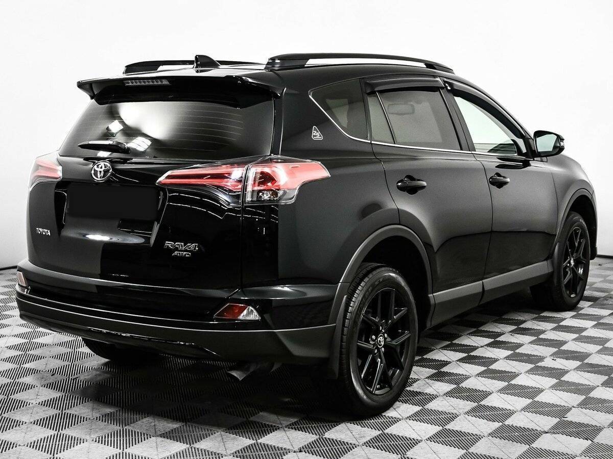 Toyota RAV4 2019 года с пробегом. Фото: #4