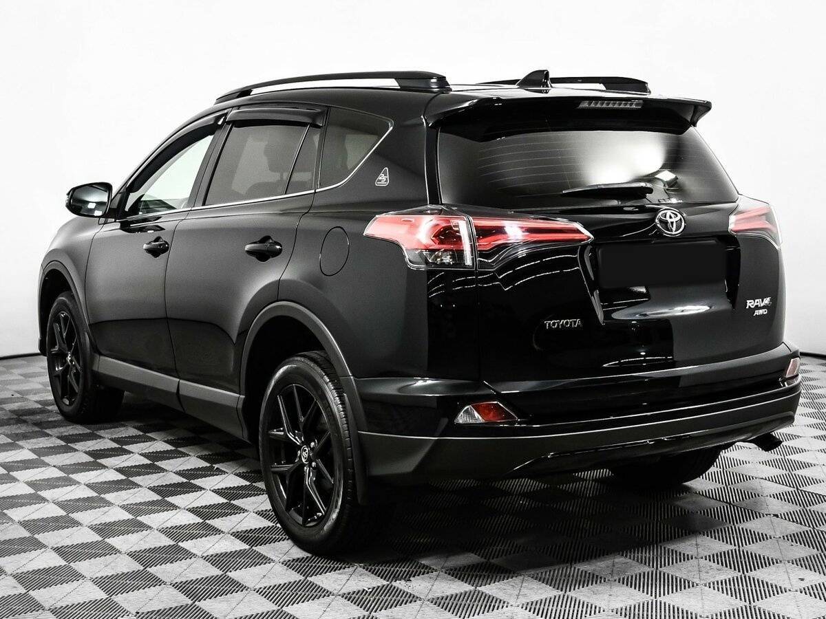 Toyota RAV4 2019 года с пробегом. Фото: #6