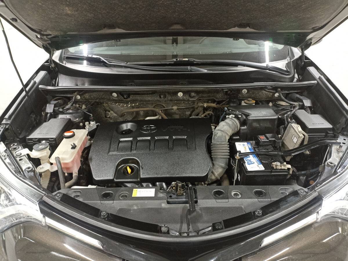 Toyota RAV4 2016 года с пробегом. Фото: #8