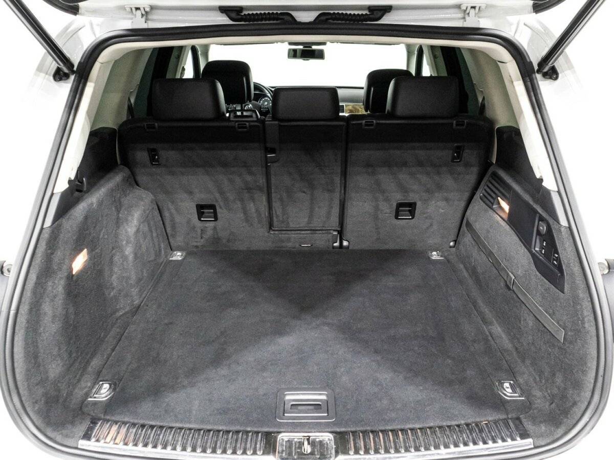 Volkswagen Touareg 2015 года с пробегом. Фото: #14