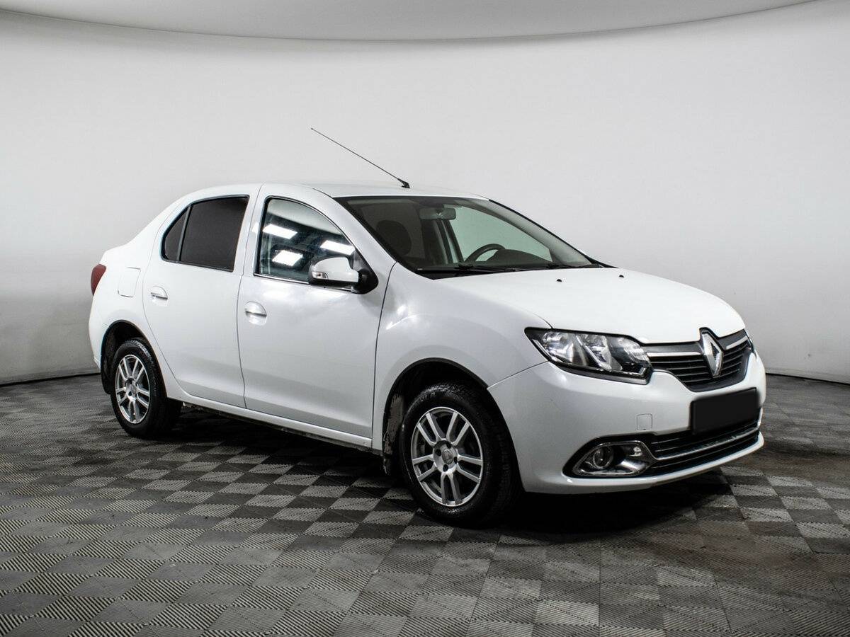 Б/У Рено Логан 2017 года. Фото: #2