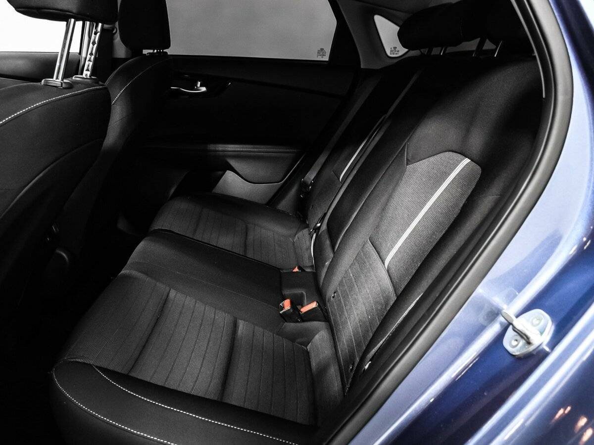 Б/У Киа Церато 2018 года. Фото: #11