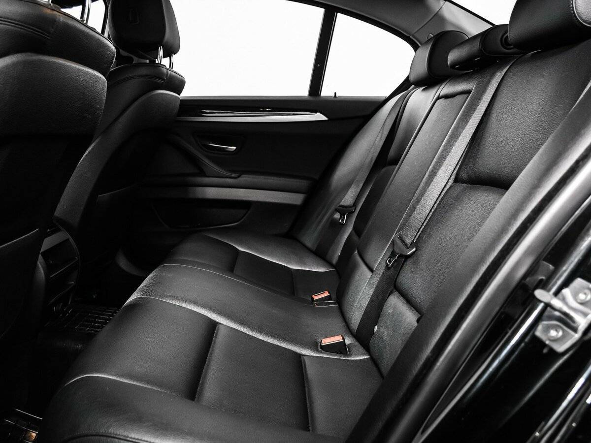 BMW 5 серии 2016 года с пробегом. Фото: #12