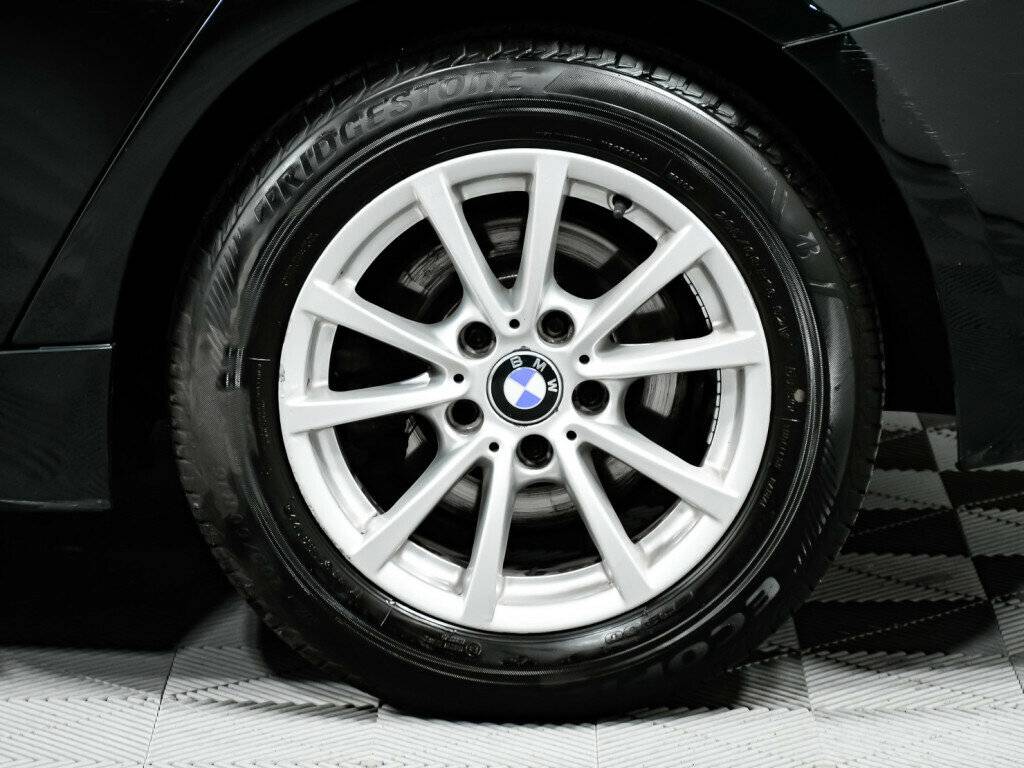 BMW 3 серии 2015 года с пробегом. Фото: #11