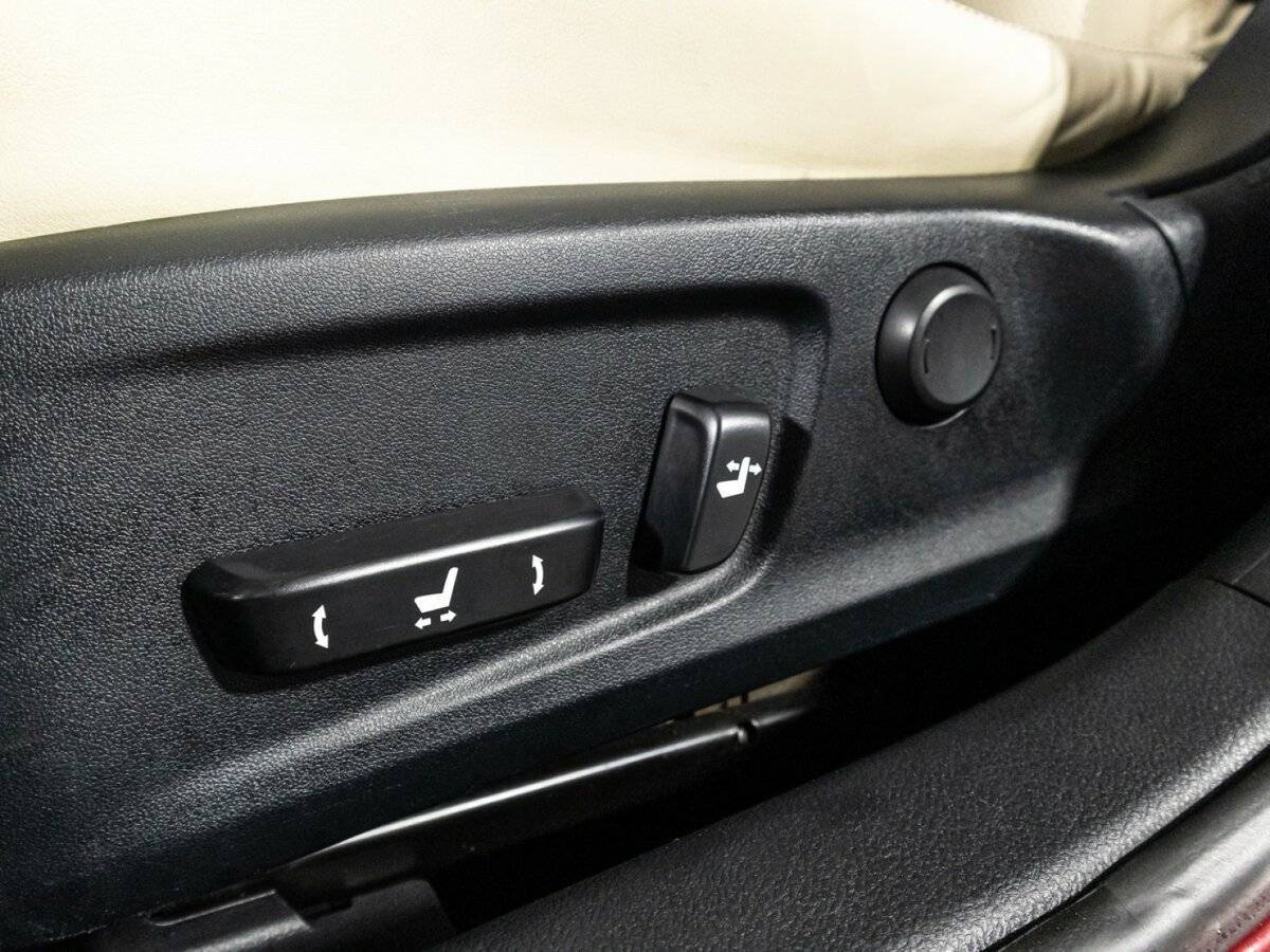 Lexus IS 2014 года с пробегом. Фото: #15