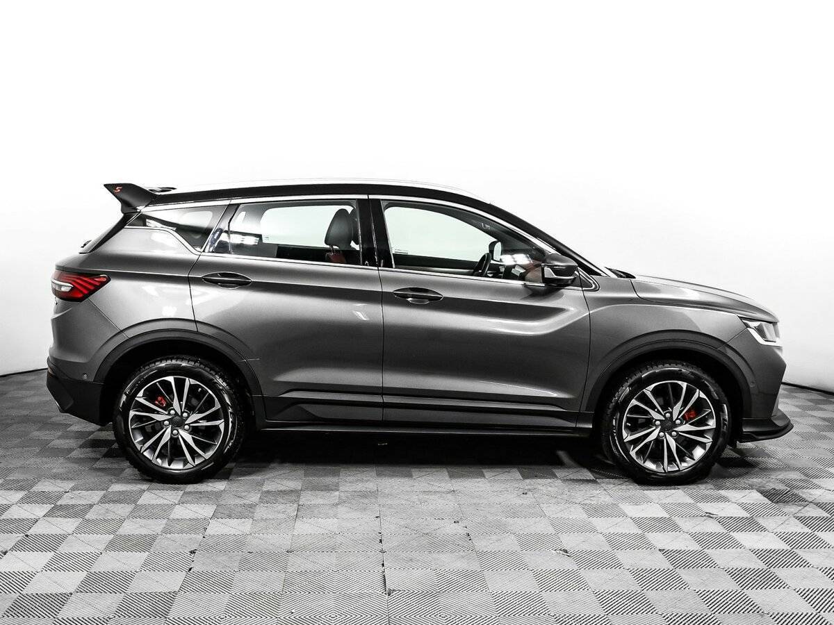 Geely Coolray 2023 года с пробегом. Фото: #3