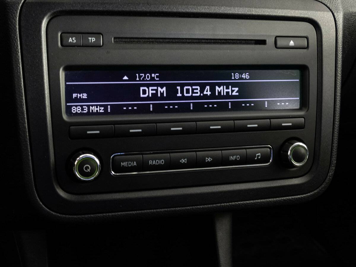 Б/У Шкода Фабия 2013 года. Фото: #16