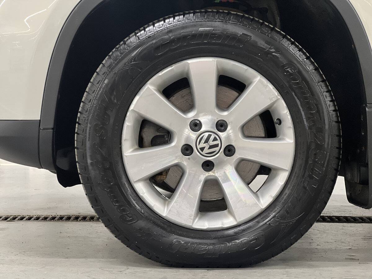 Б/У Фольксваген Тигуан 2012 года. Фото: #17
