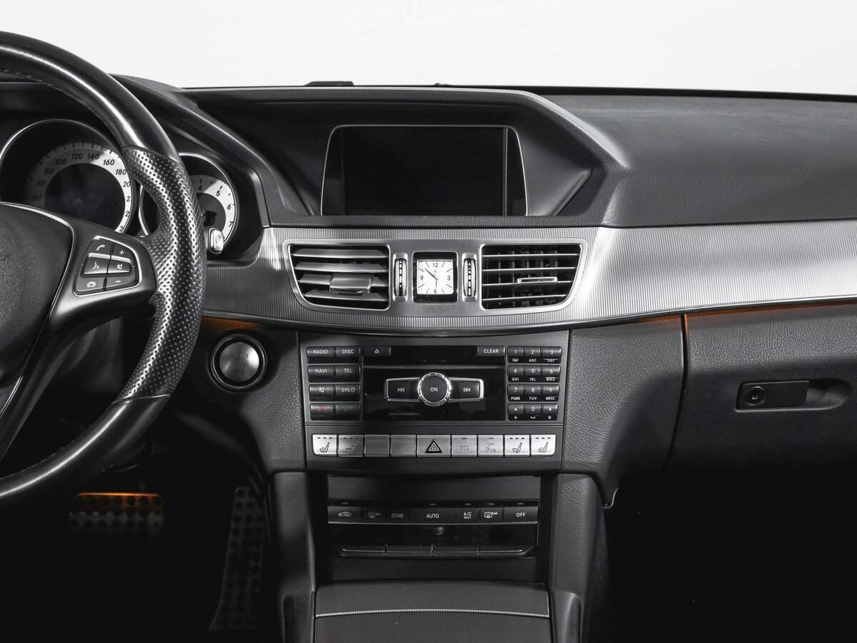 Mercedes-Benz E-Класс 2014 года с пробегом. Фото: #12