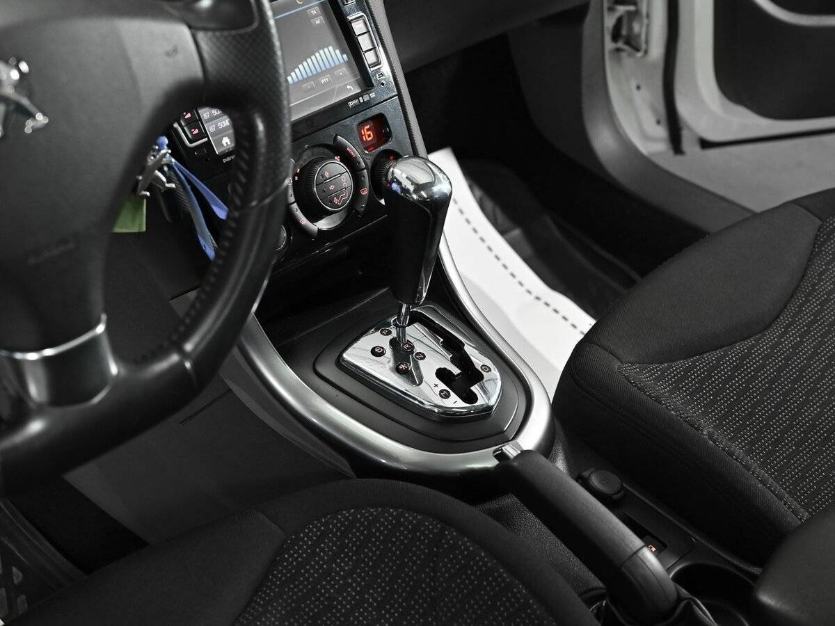 Б/У Пежо 308 2012 года. Фото: #10