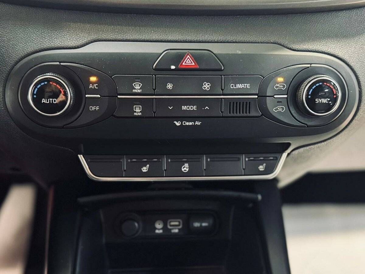 Kia Sorento 2015 года с пробегом. Фото: #12