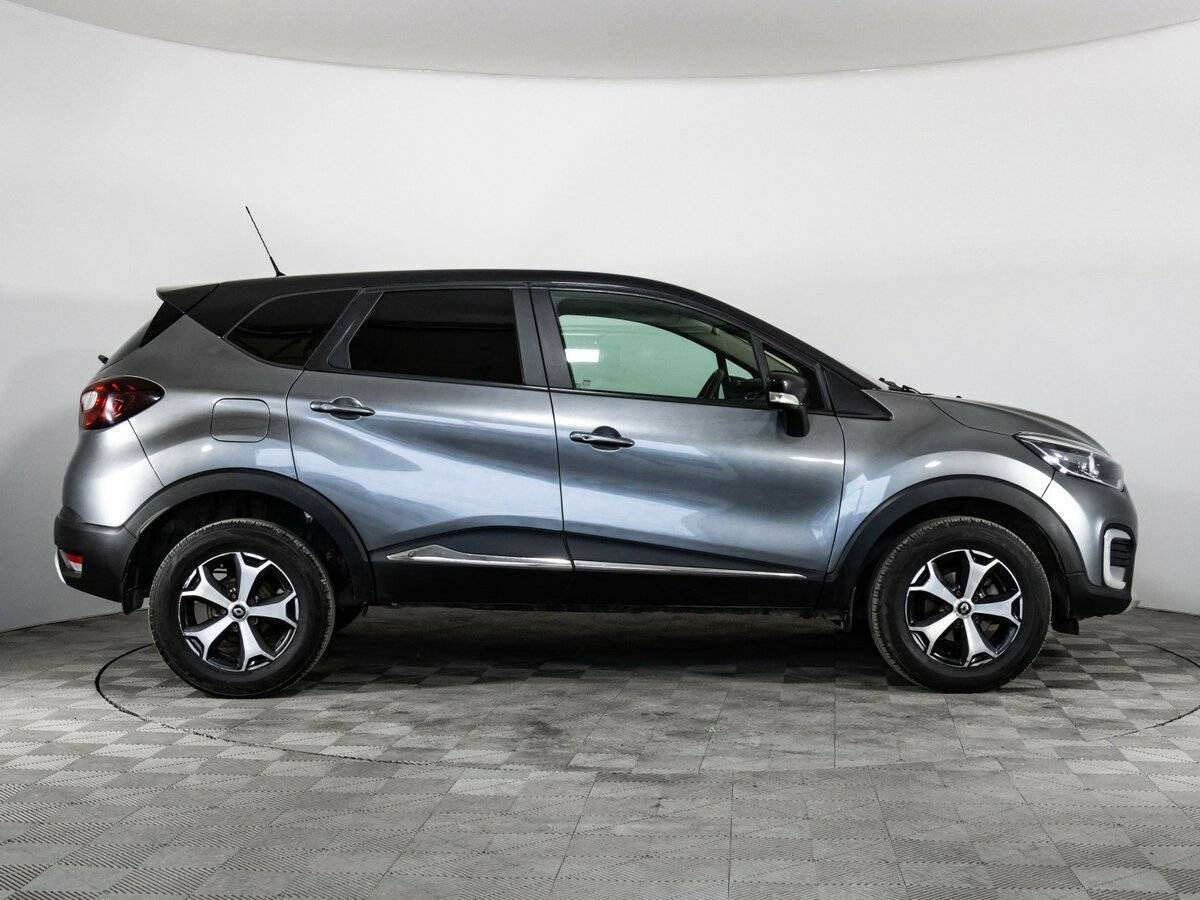 Б/У Рено Каптюр 2017 года. Фото: #3