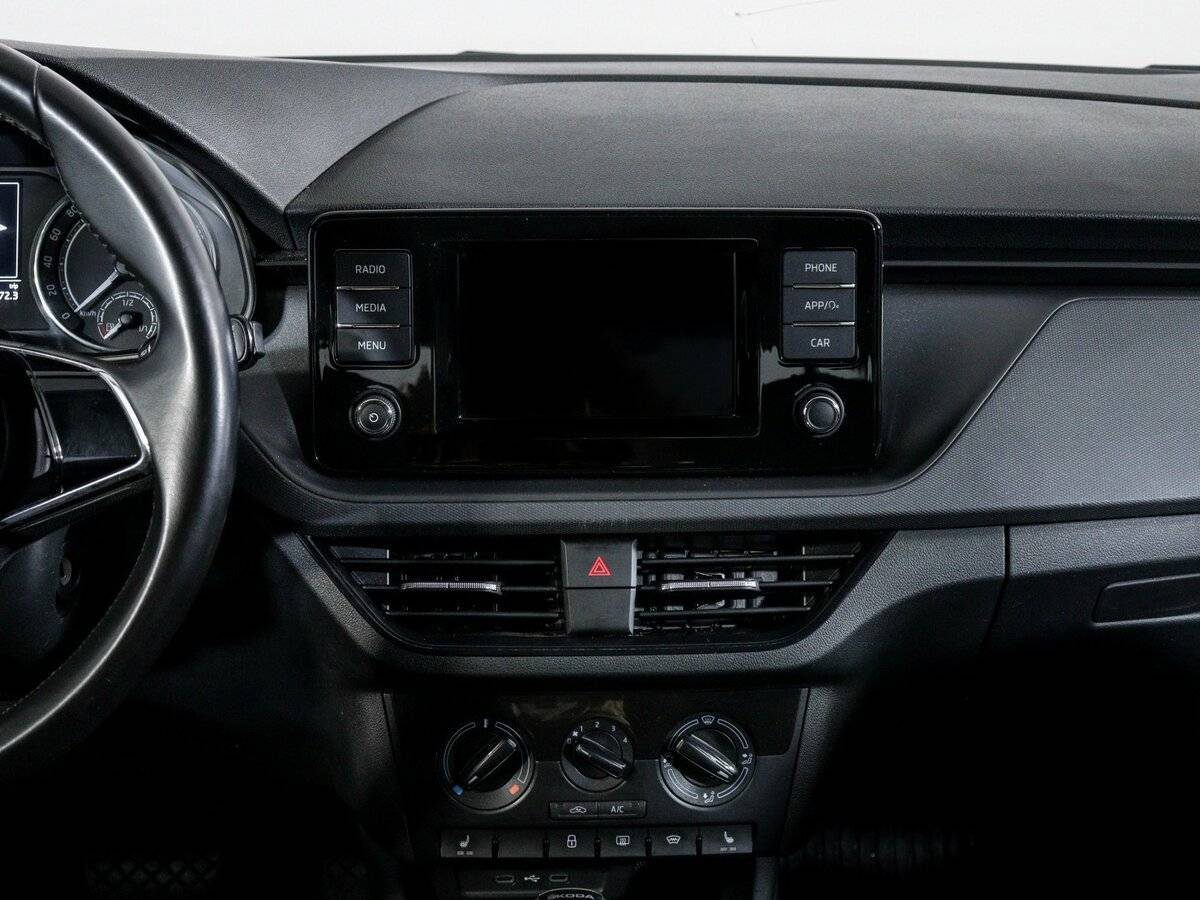 Б/У Шкода Рапид 2021 года. Фото: #12