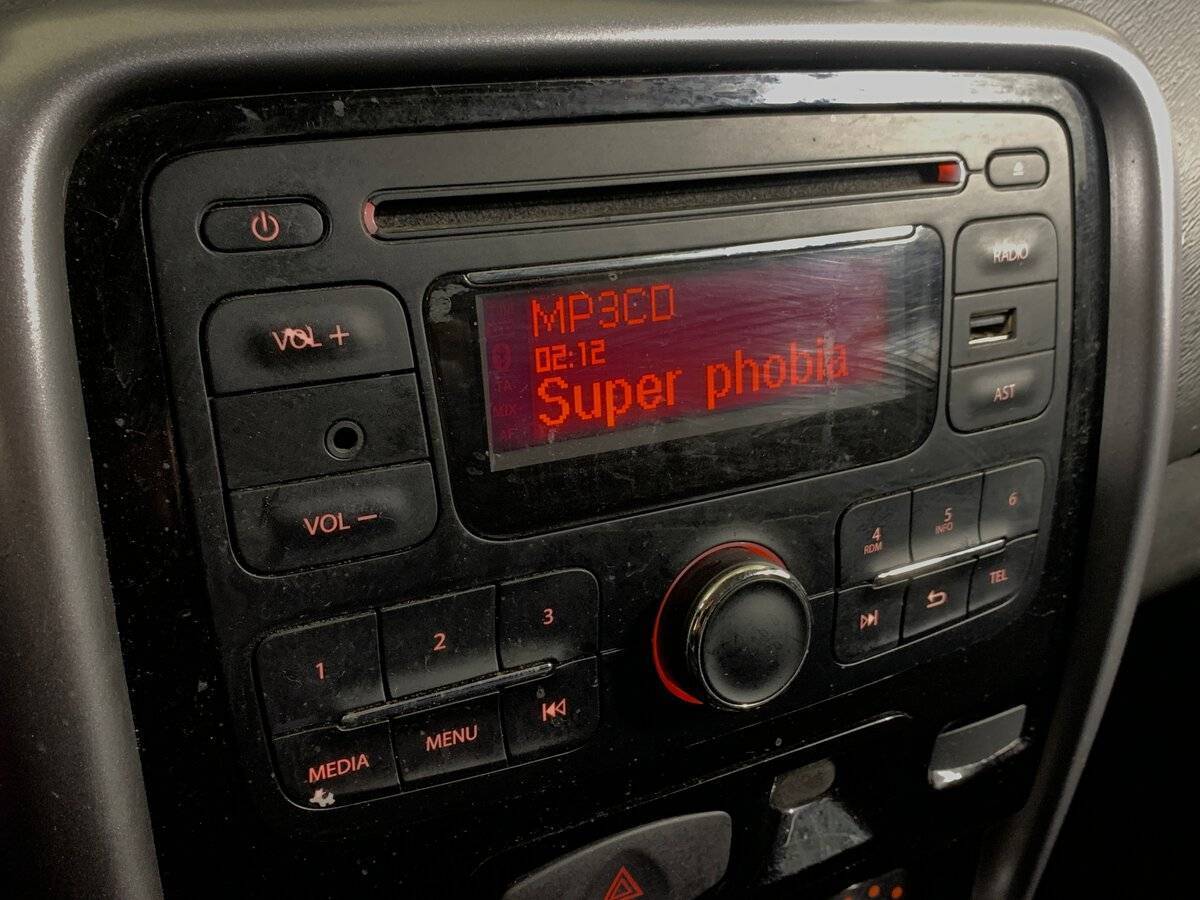 Б/У Рено Дастер 2013 года. Фото: #13