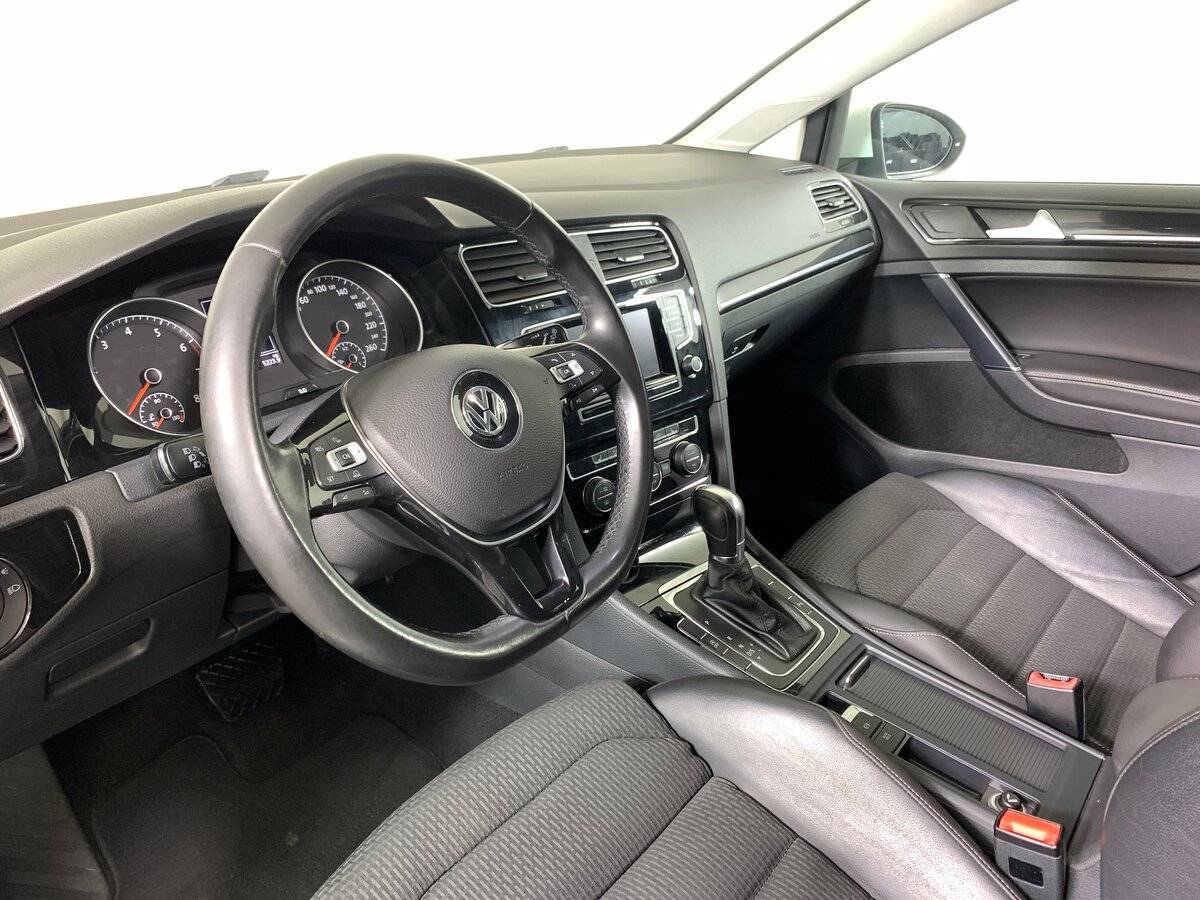 Б/У Фольксваген Гольф 2013 года. Фото: #10