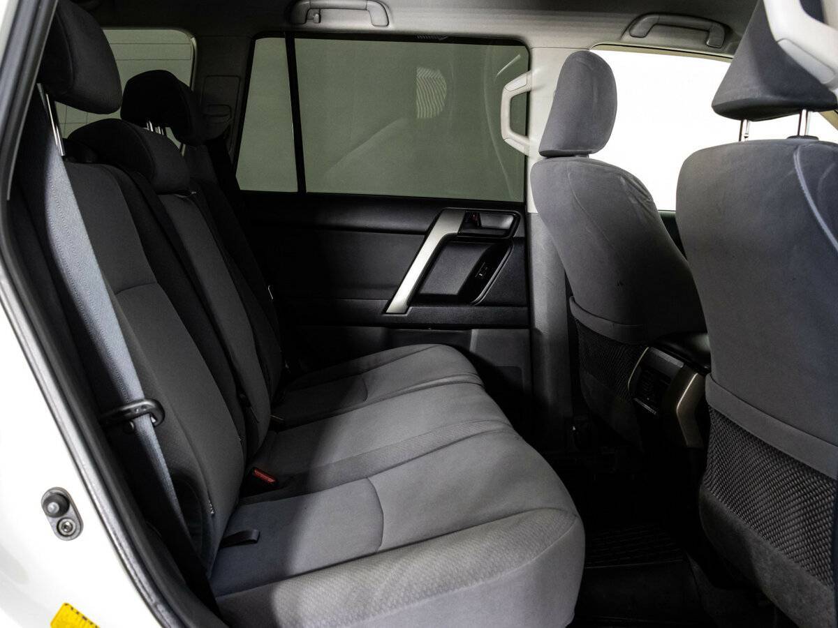 Toyota Land Cruiser Prado 2013 года с пробегом. Фото: #15