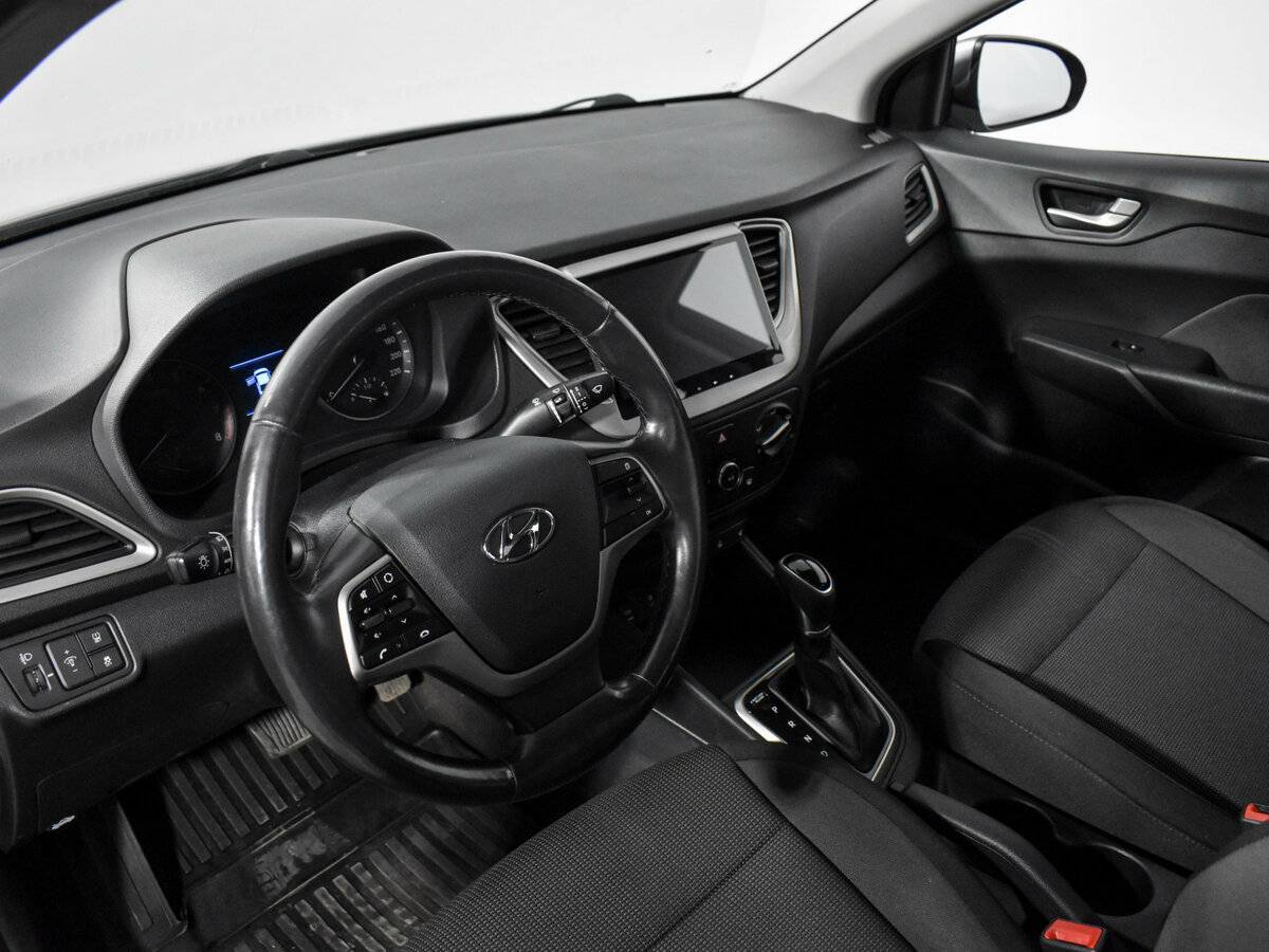 Б/У Хендай Солярис 2017 года. Фото: #8