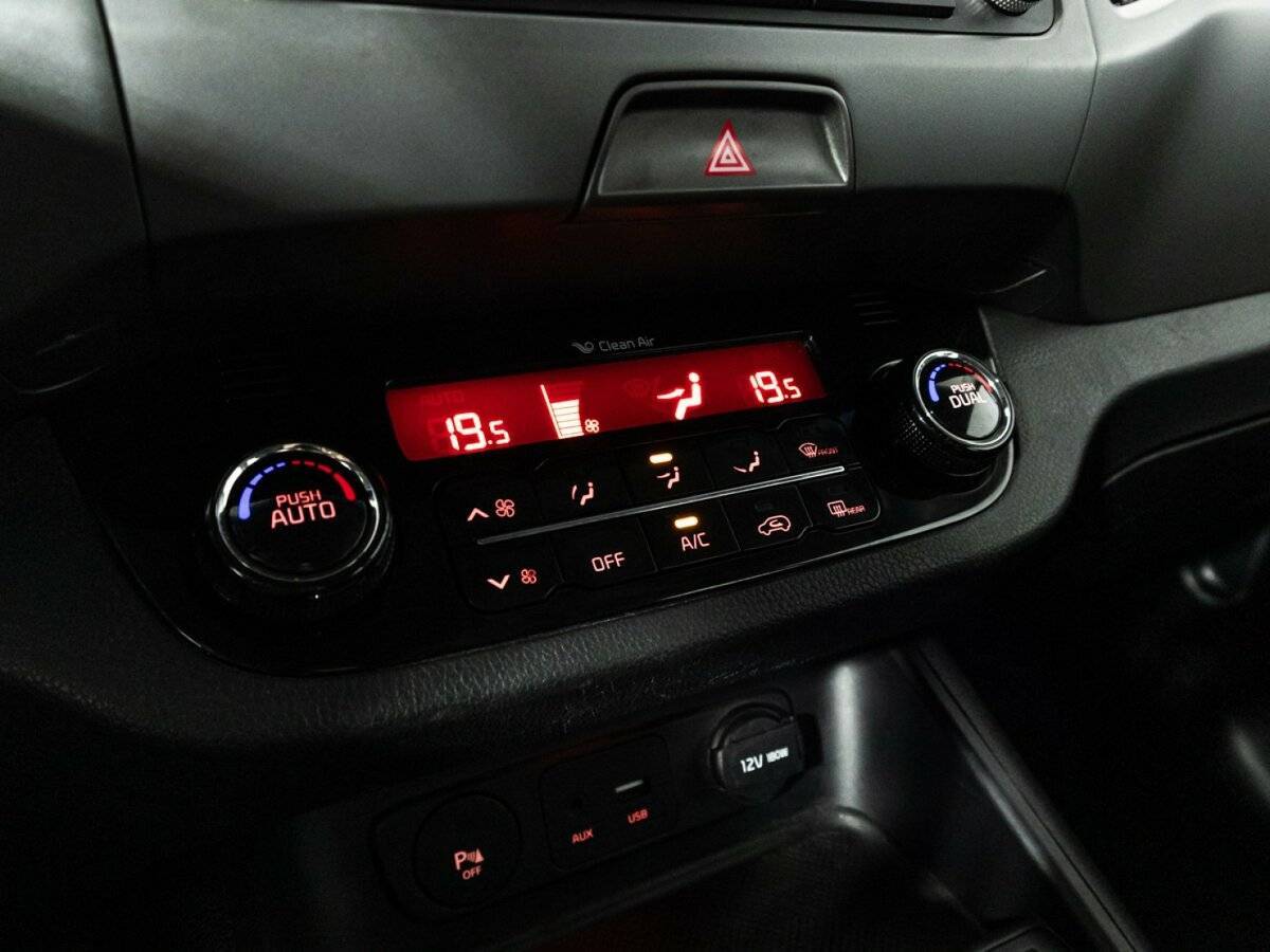 Б/У Киа Спортейдж 2015 года. Фото: #15