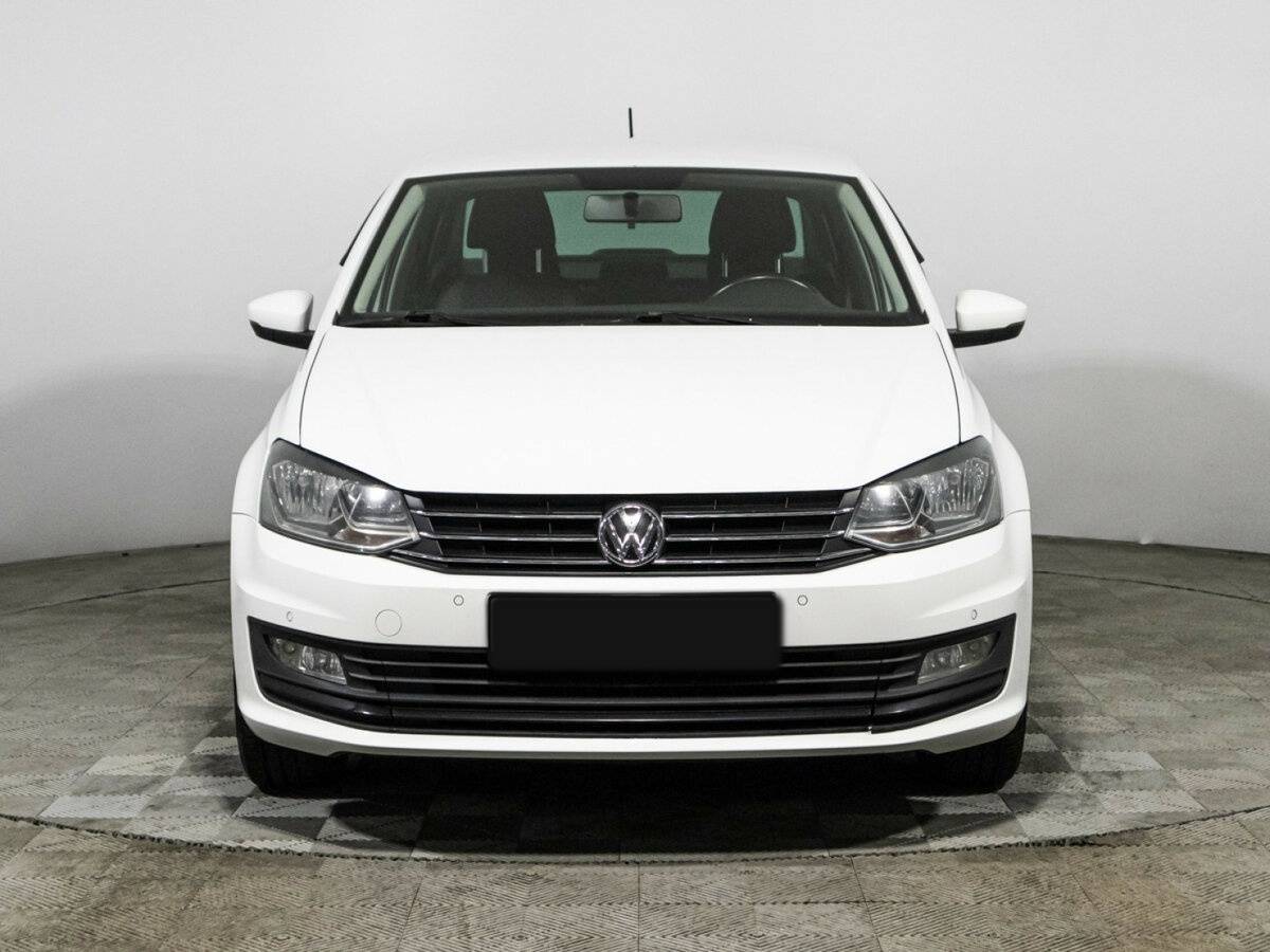 Б/У Фольксваген Поло 2018 года. Фото: #1