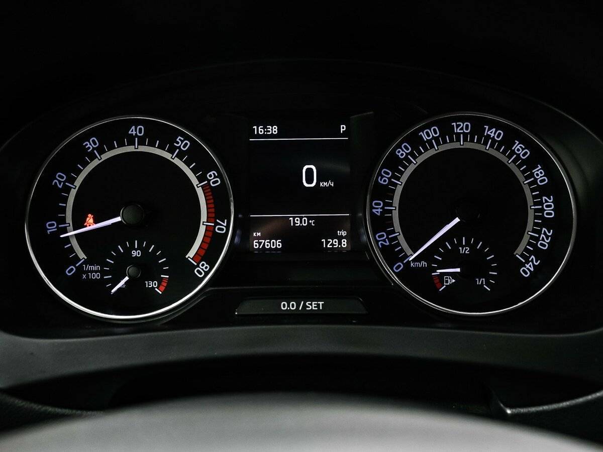 Б/У Шкода Рапид 2018 года. Фото: #9