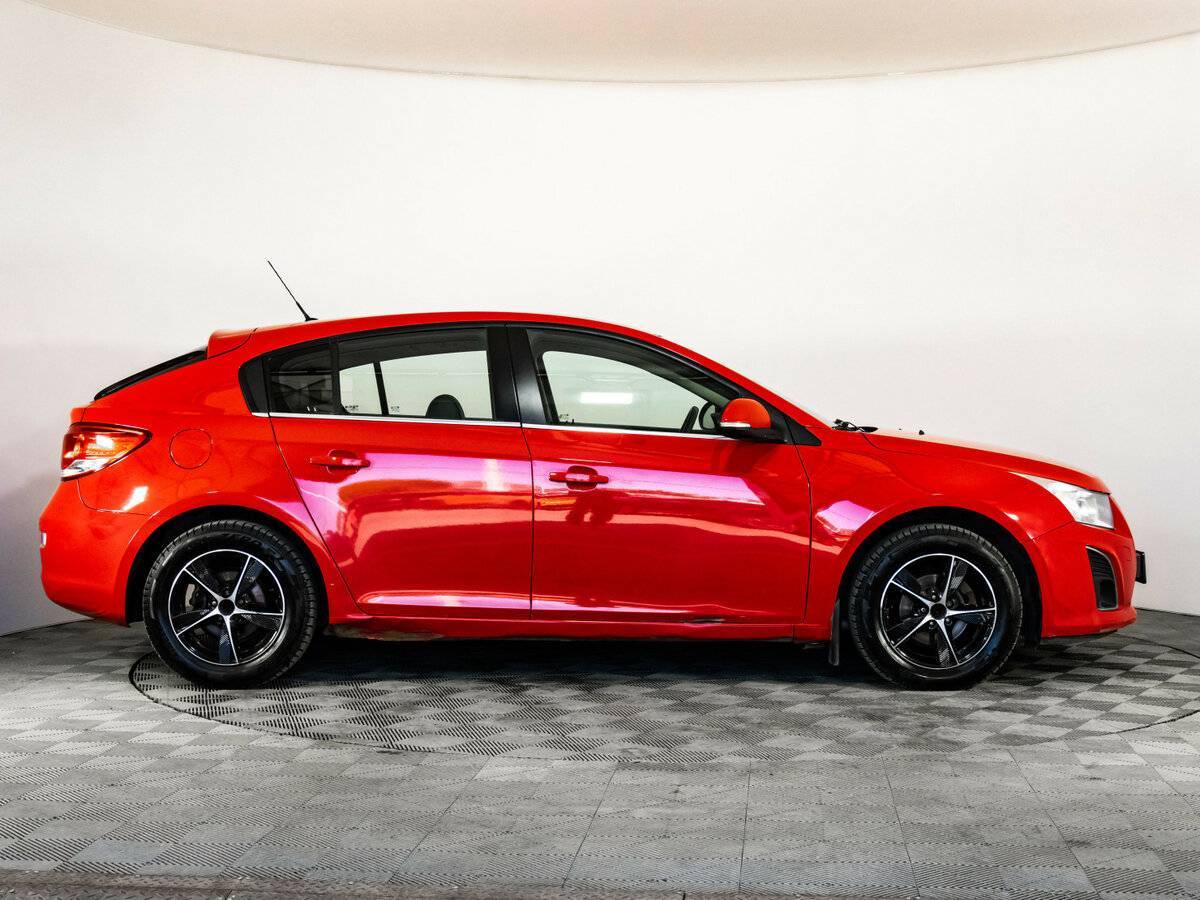 Б/У Шевроле Круз 2014 года. Фото: #3