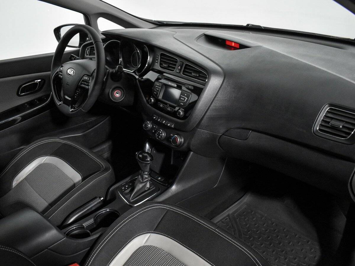 Б/У Киа Сид 2014 года. Фото: #11