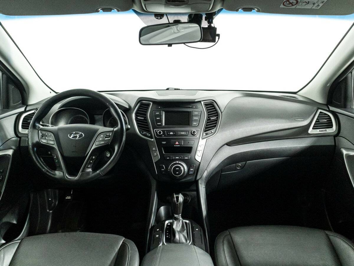 Hyundai Santa Fe 2017 года с пробегом. Фото: #12