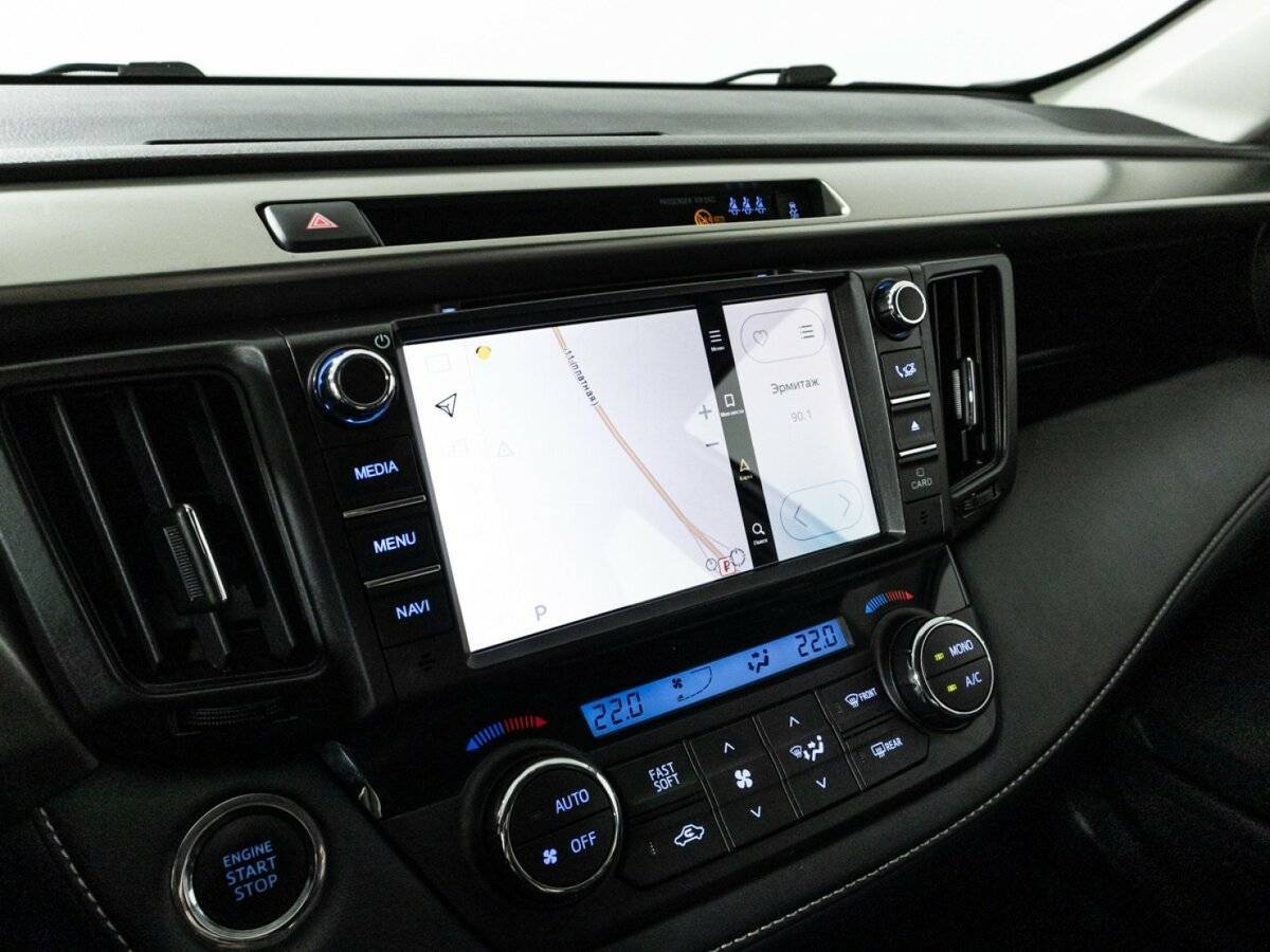 Toyota RAV4 2018 года с пробегом. Фото: #18